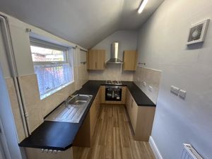 Photo 16- click for photo gallery